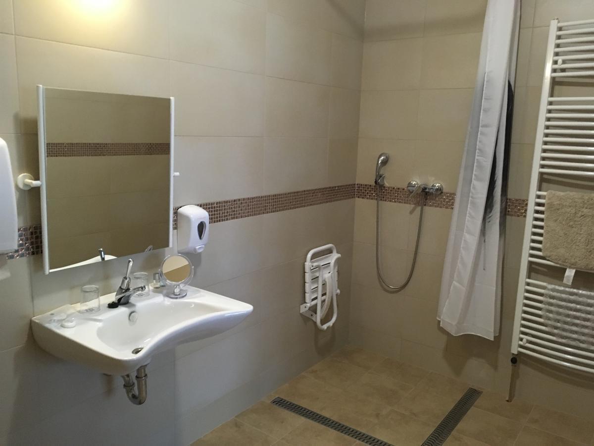 Garden Hotel Medical & Spa Debrecen Extérieur photo