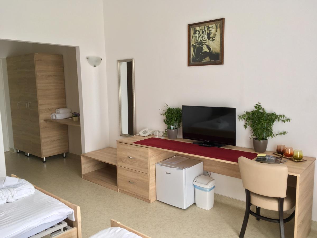 Garden Hotel Medical & Spa Debrecen Extérieur photo